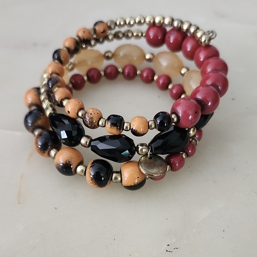 Source Unknown Red And Black Beaded Bracelet Set - image 1